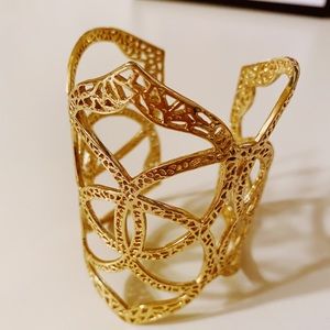 Kendra Scott cuff bracelet